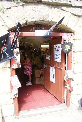 Hastings Old Town Pirate Cave